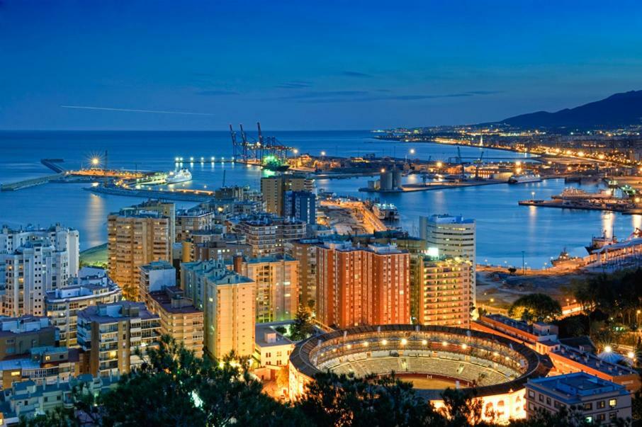 Apartamento El Anden De La Estacion มาลากา ภายนอก รูปภาพ